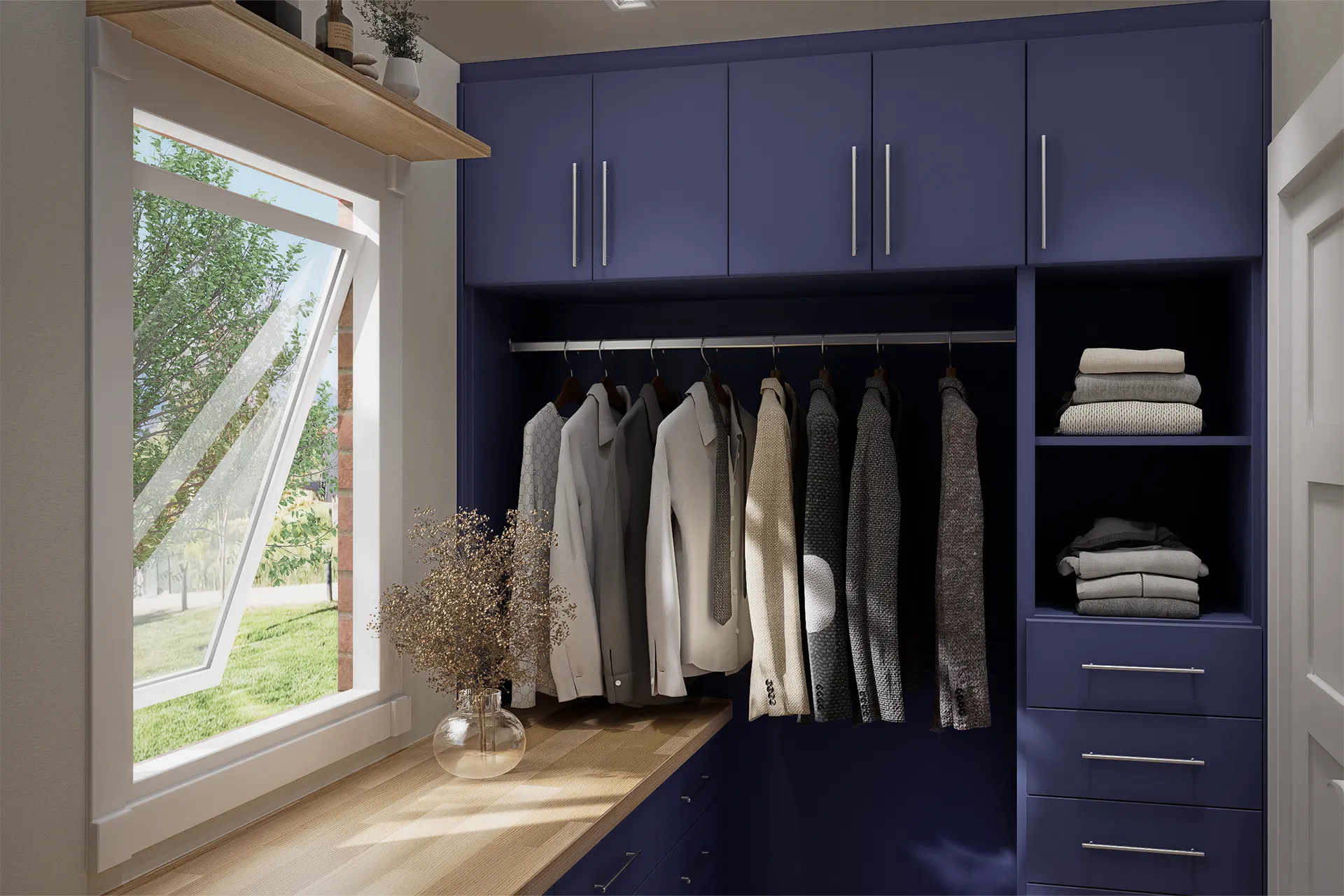 Vestidor a medida en azul marino con mesón de madera bajo la ventana, Closet Aguas Claras